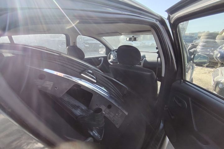 piese Dacia Sandero prima generatie