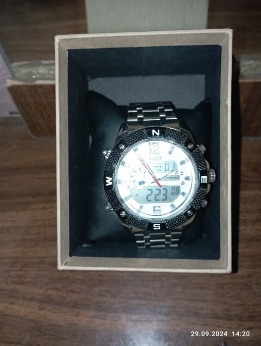 Часы в хорошем состоянии