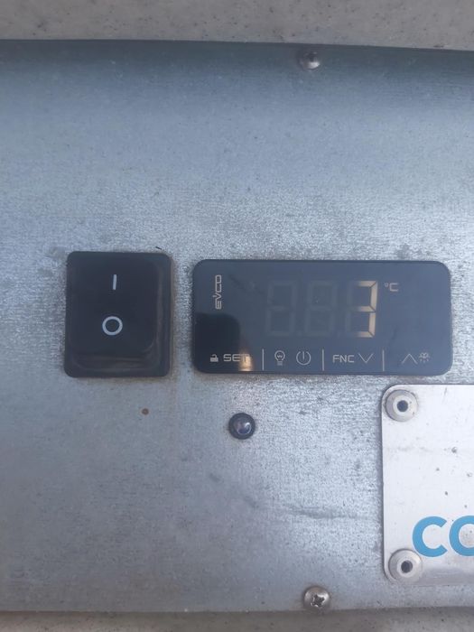 Lada frigorifica auto congelator
