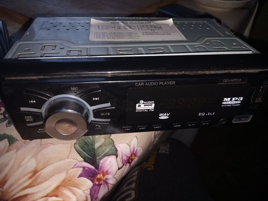 Продам автомагнитолу блютуз