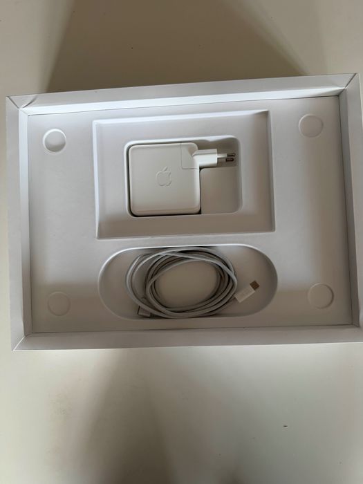 Apple MacBook Pro 14" M1 16GB RAM 512GB SSD