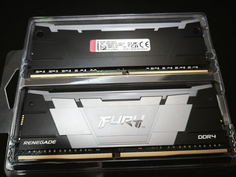 RAM Kingston FURY Renegade RGB DDR4 3600Mhz CL16 32GB 2x16