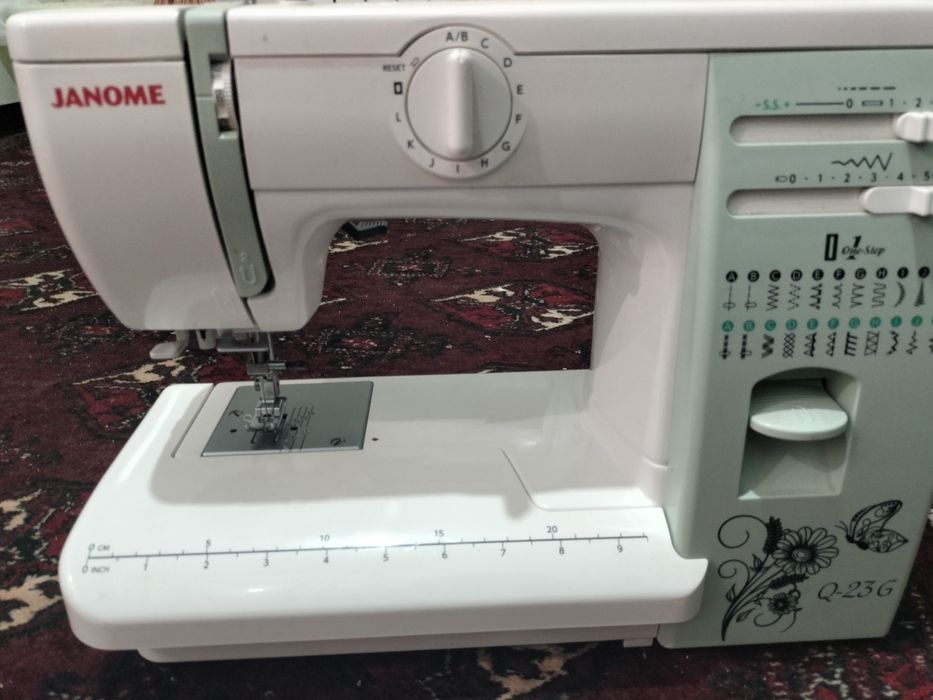 Швейная машина janume Q23G
