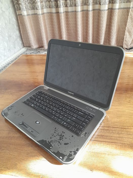 Noutbuk Dell inspiron 5520
