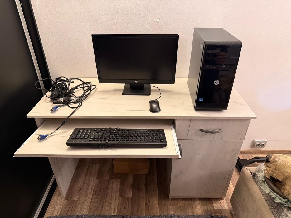 Calculator cu unitate mouse tastatura si birou