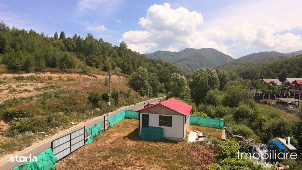 Casa cu teren - Vulcan, Zona Valea Morii, Teren 534 mp