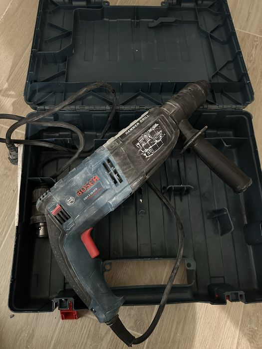 Перфоратор Bosch 2-28 DFV