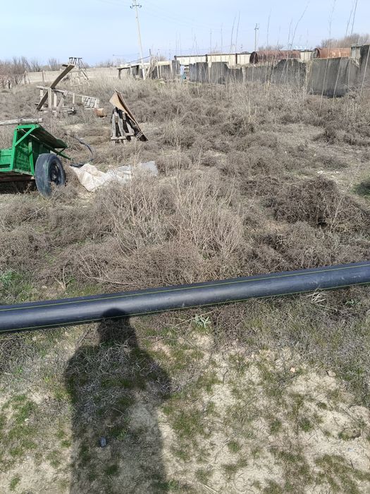 Колючки сым темір, Ағаш, пластмас труба