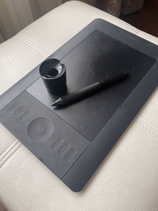 Графический планшет Wacom Intuos 5 M