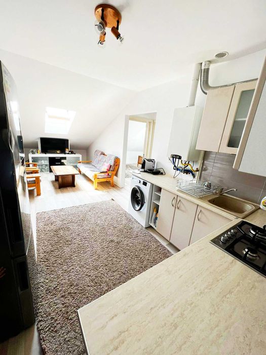 Închiriez apartament 3 camere, semidecomandat, Valea Lupului