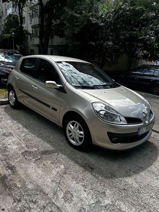 Vând Renaul Clio 3