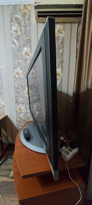 Продам Led телевизор LG