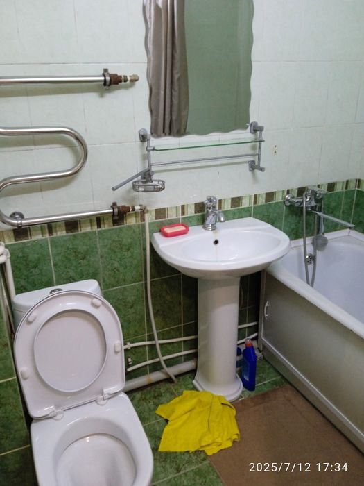 Продам трёхкомнатную квартиру