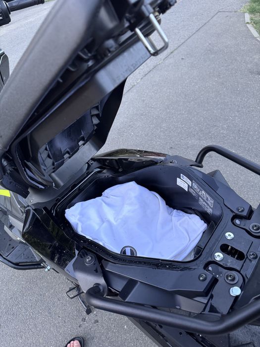 Honda X-ADV 750 Special Edition 2024 – 15.900 km – Stare excelentă