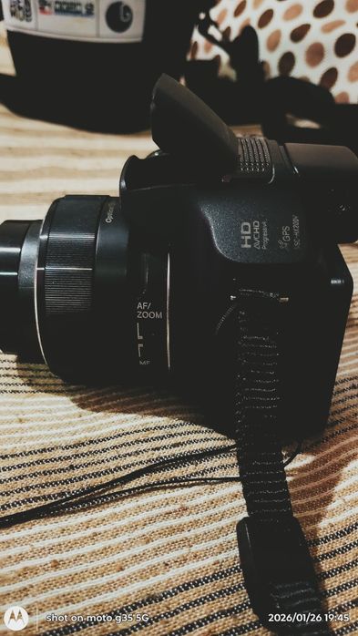 Фотоапарат Сони модел DSC-HX200V