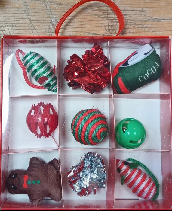 Jucării pentru pisici