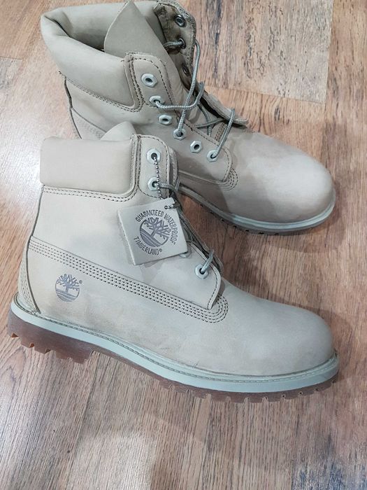 Bocanci dama TIMBERLAND 6 inch originali noi piele nubuck waterproof crem ivoire 39.5