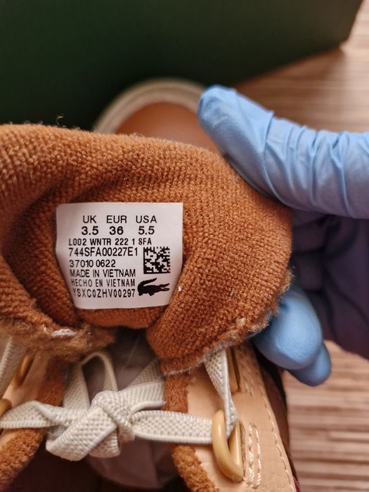 Продам зимние кеды Lacoste