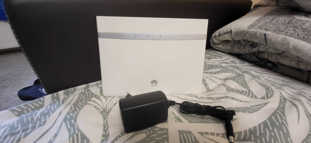 HUAWEI Router 4G B525s-23a  4G Router  liber de retea