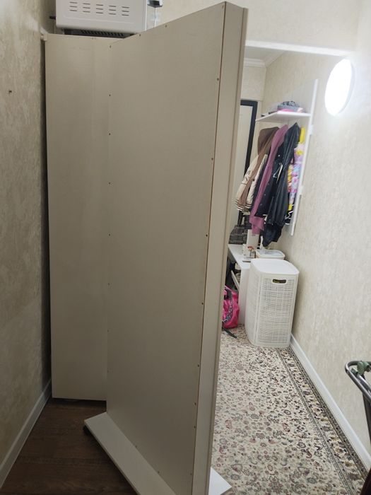 Продам напольное зеркало