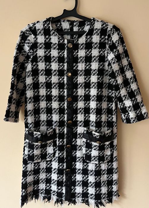 Стилна рокля от букле