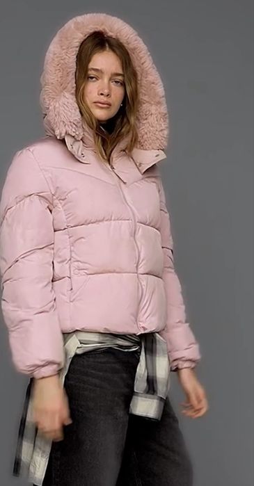 Ново зимно яке bershka s размер