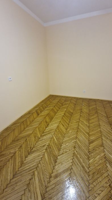 Închiriez spațiu birou