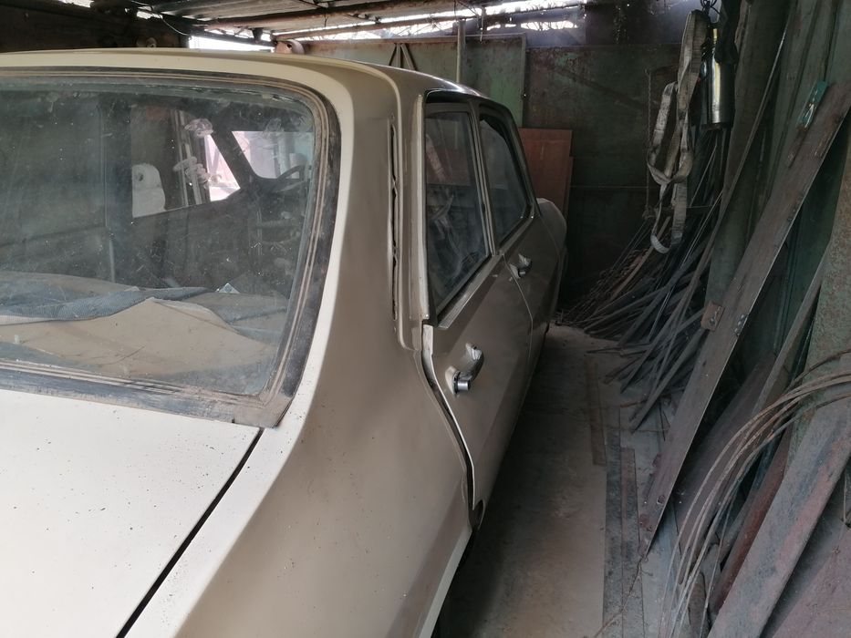 Dacia 1300 caroserie