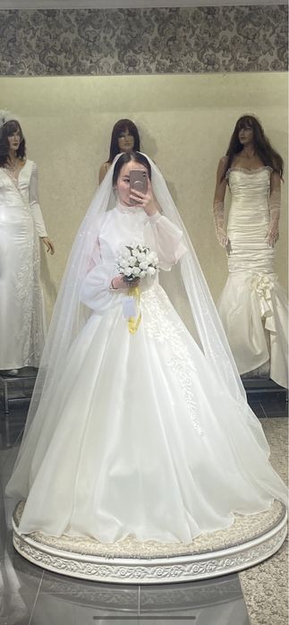 Свадебное платье