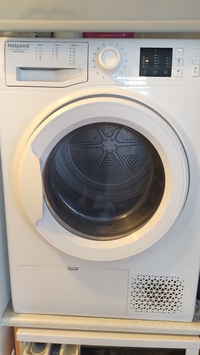 Сушилня Ariston 8кг