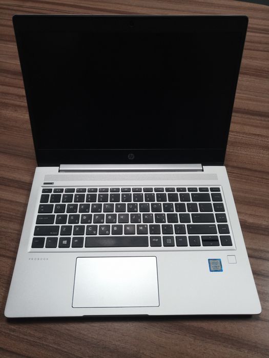 Laptop HP ProBook 440 G6 
Intel(R) Core(TM) i7-8565U CPU 1.80GHz