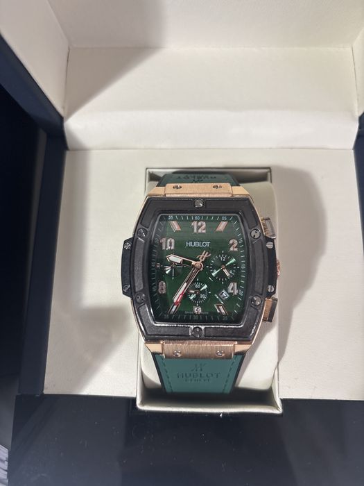 Продам часы HUBLOT