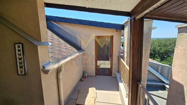 Продава се Тристаен апартамент в Варна, Цветен квартал - 77 кв.м за 1272 €/кв.м - Снимка #9