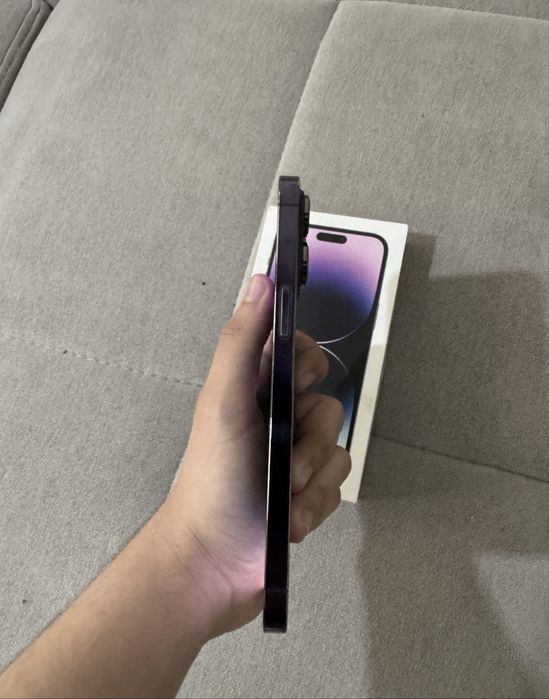 Срочно продаю Айфон 14 Про Макс