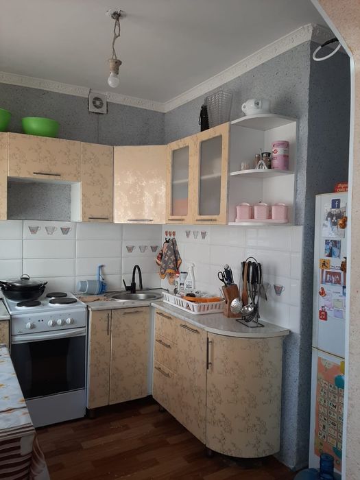 Продаётся квартира 3 комнатная