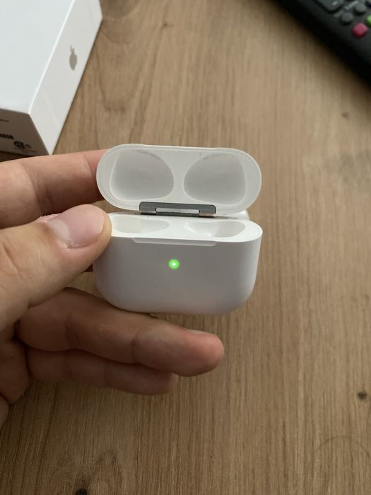 Оригинални слушалки AirPods 3