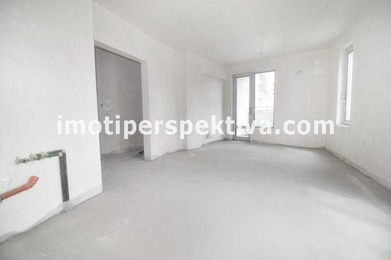 Продава се Двустаен апартамент в Пловдив, Кършияка - 68 кв.м за 1984 €/кв.м - Снимка #1