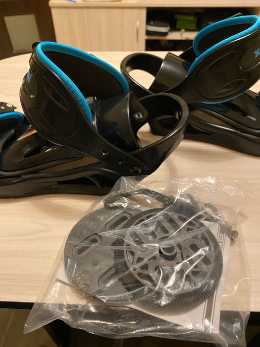 Продавам чисто нови сноубор snowboard  апарати