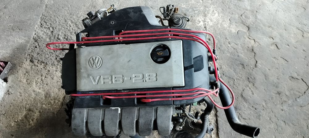 Двигатель Шаран 2.8