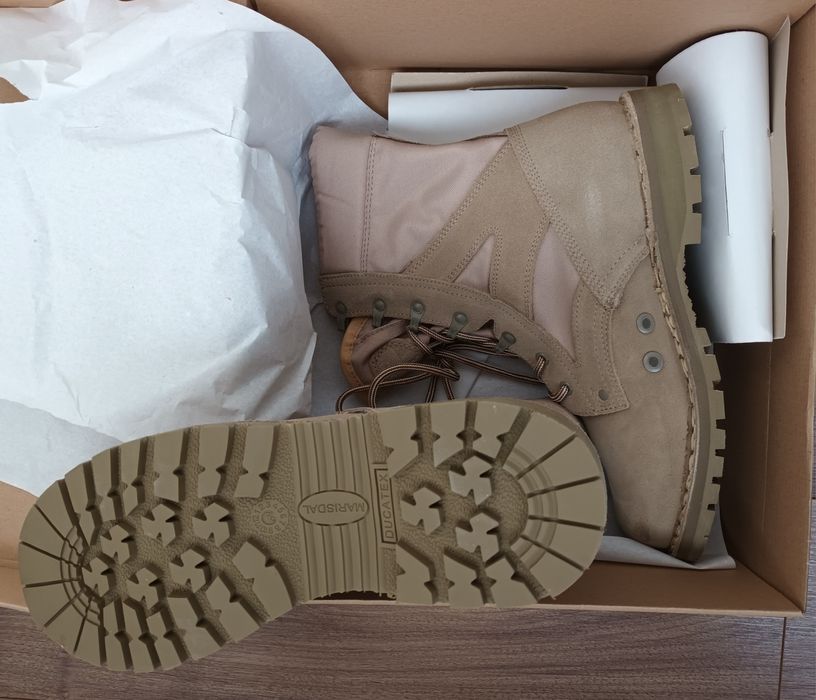 Bocanci de vara din piele intoarsa