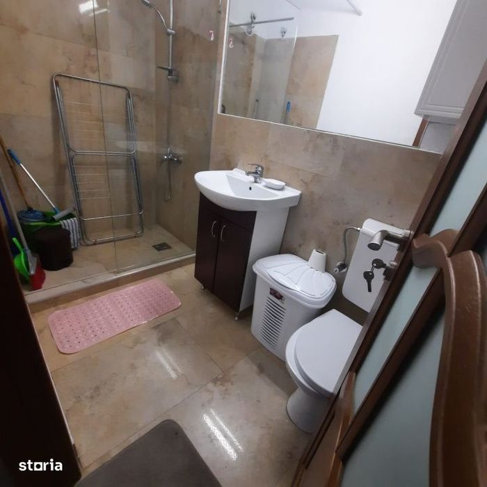 Apartament 2 camere, decomandat, parcare, Floresti