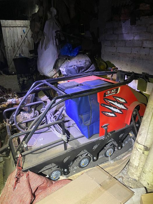 Продам мотобуксировщик