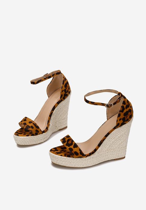 Дамски сандали на платформа