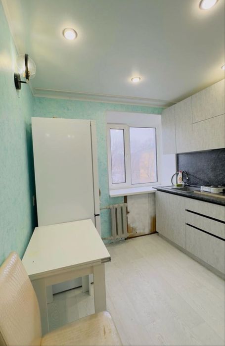 Продам 2-ком квартиру