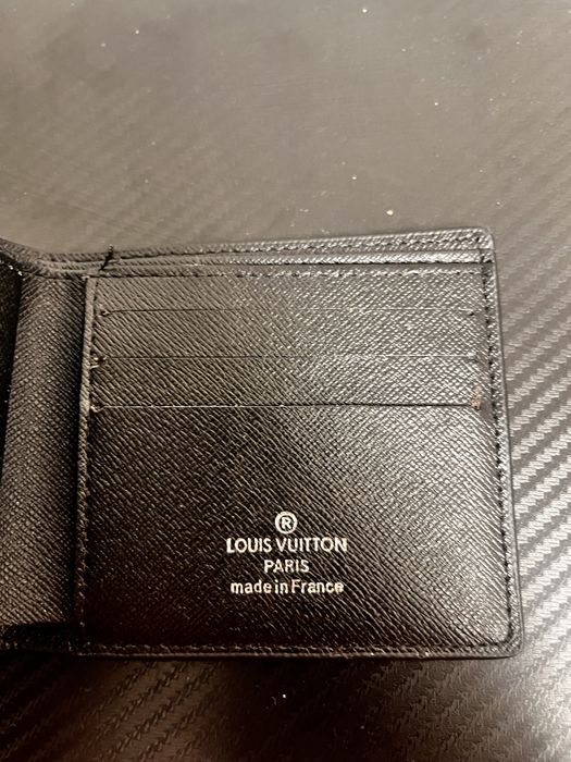 Продава се портмоне LOUIS VUITTON