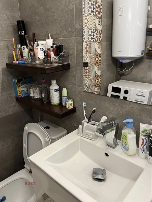 Продава се Тристаен апартамент в Пловдив, Христо Смирненски - 64 кв.м за 1922 €/кв.м - Снимка #13