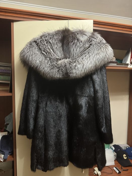 Шуба норка капюшон чернобурка