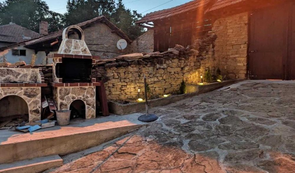 Продава се Къща в с. Буковец, Област Велико Търново - 180 кв.м за 1145 €/кв.м - Снимка #10