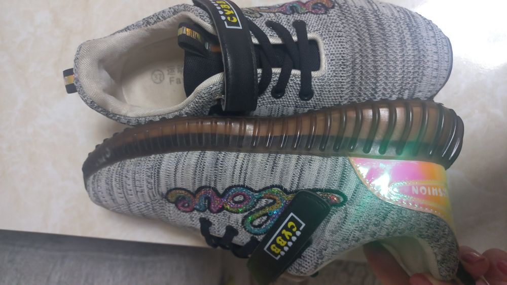 Продам красовку для девочек