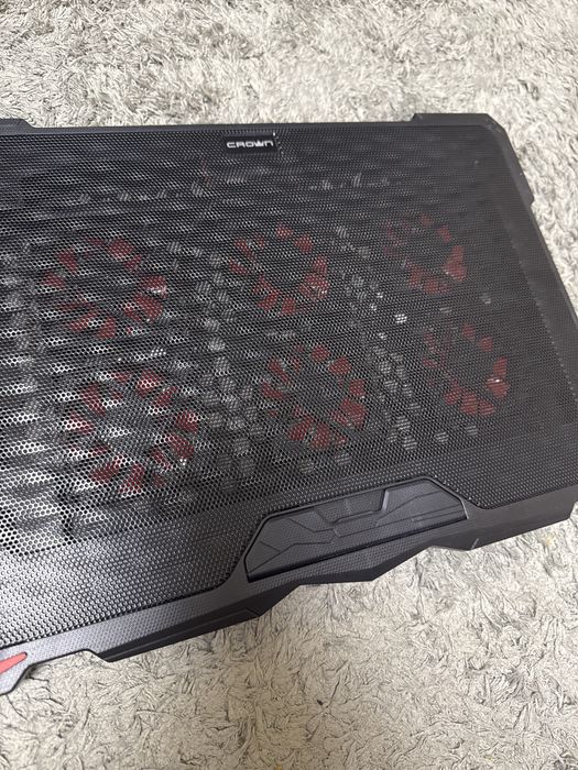Новая подставка для ноутбука с кулером Crown
